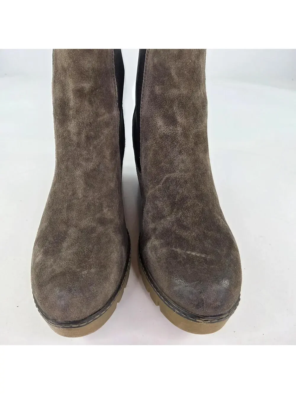 Diba True Nir Vana women's ankle boots US 10 tan suede Chelsea Wedge Booties
